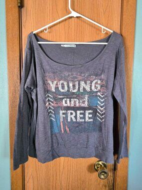 Maurices Weathered Young & Free Wide Neck Shirt Size XL